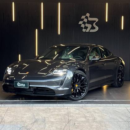 PORSCHE TAYCAN ELÉTRICO